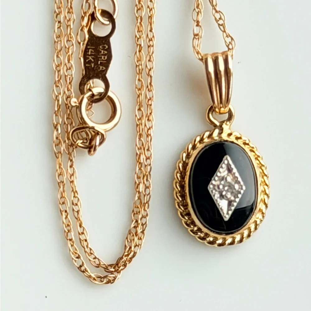 Vintage 14K Solid Gold Black Onyx Diamond Pendant Necklace 18” *Signed Carla* - Picture 3 of 16